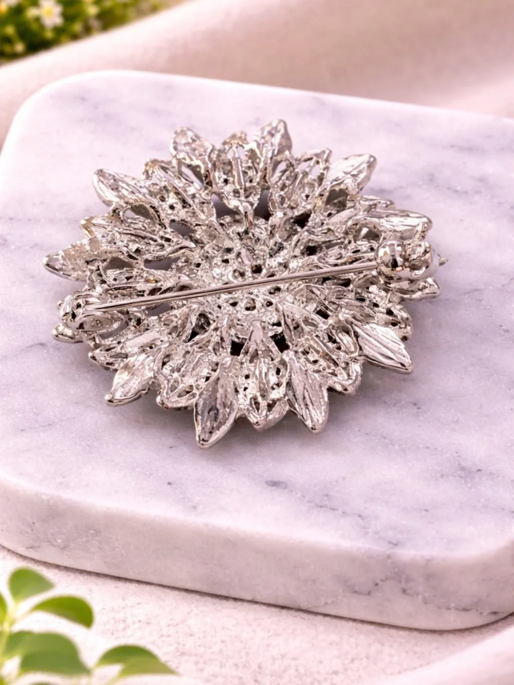 🔥 2/20: Silver Floral Blue Aqua Crystal Brooch